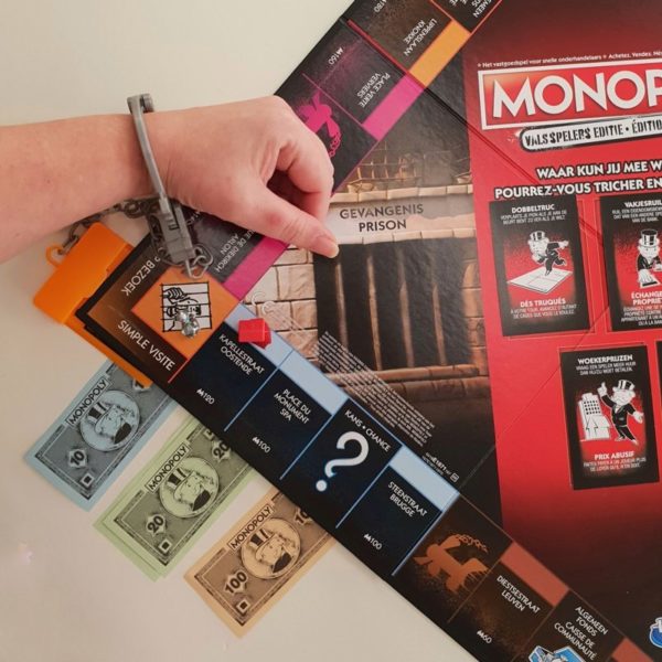 Hasbro Monopoly wereldreis editie aanbieding bij Kruidvat Hasbro Monopoly wereldreis editie aanbieding bij Kruidvat