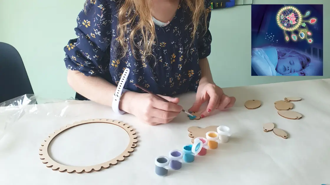 Dromenvanger string art met glow in the dark - Kreanimo